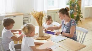 10 klíčových tipů pro úspěšné hlídání dětí: Jak si užít společný čas.